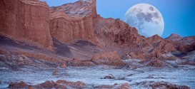 02_Chile_Valley_of_the_Moon_Atacama_Desert-natural_landscape.jpg