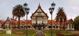 05Rotorua_museum.jpg