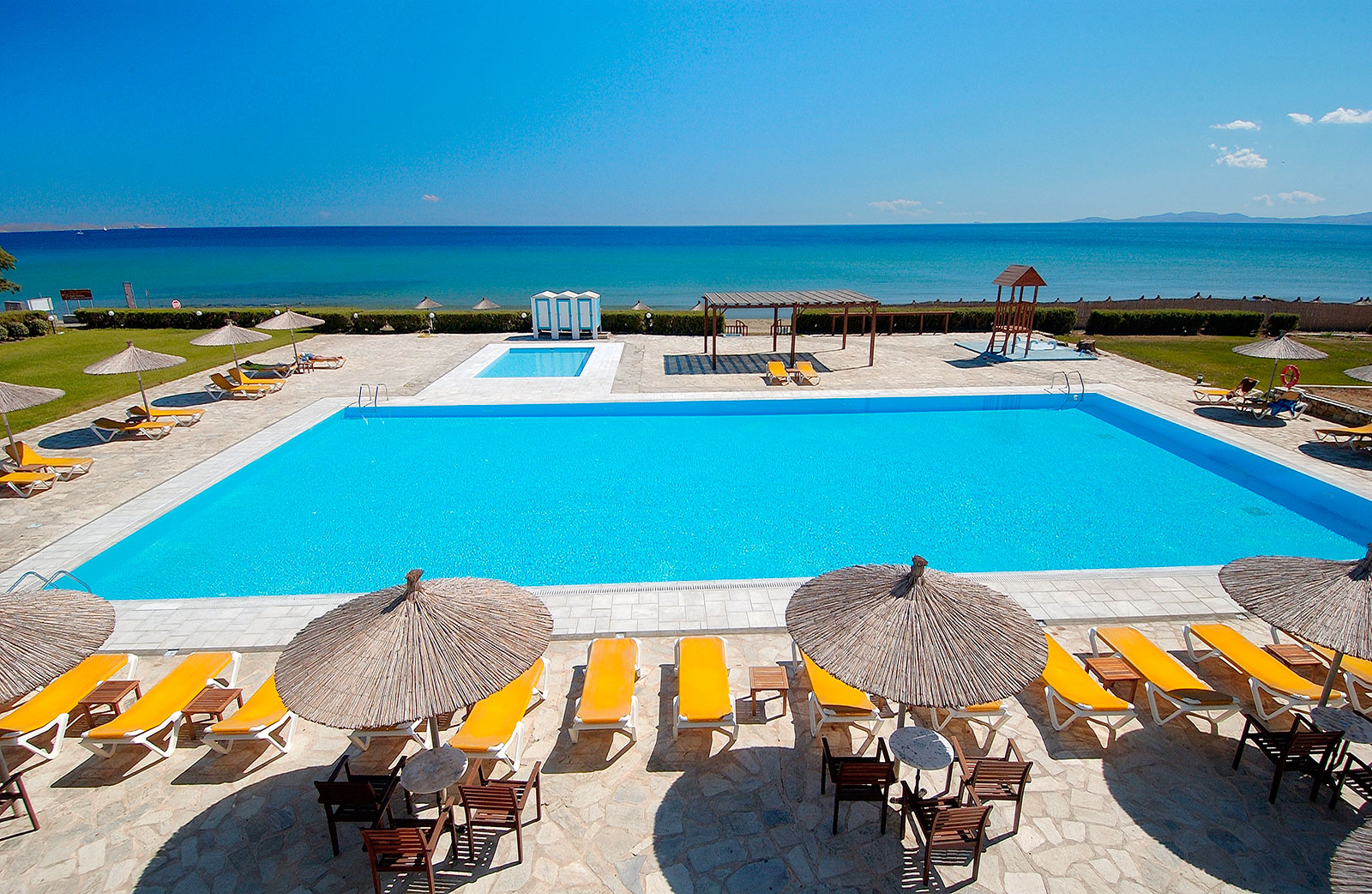 Tinos Beach 4* 